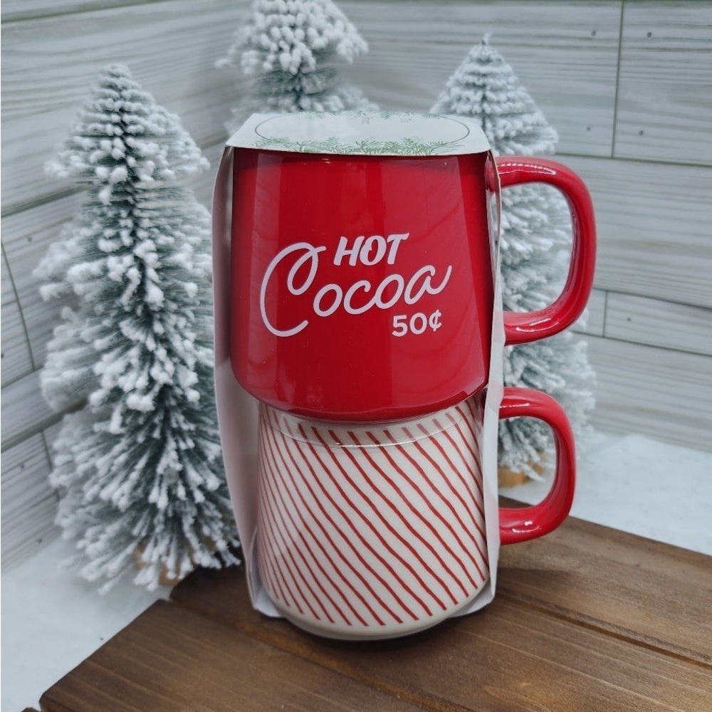 🆕 RARE Target Stackable Mugs Hot Cocoa & Red & White Stripe Set of Two Mugs